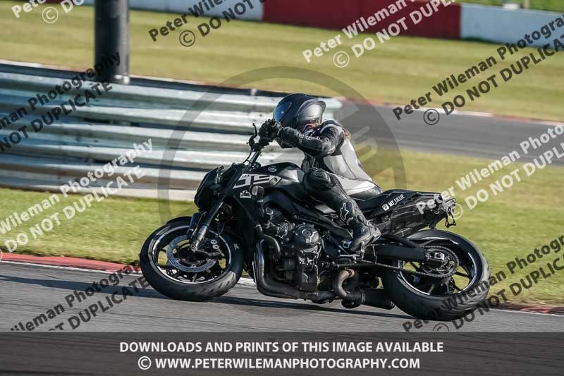 donington no limits trackday;donington park photographs;donington trackday photographs;no limits trackdays;peter wileman photography;trackday digital images;trackday photos